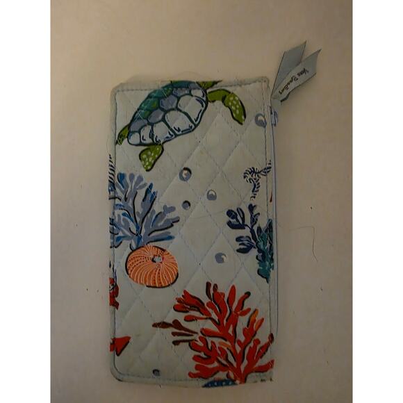 Vera Bradley Quilted Flat Wallet Card Case Turtle Shells Sea Life 7 X 4 - Picture 2 of 5